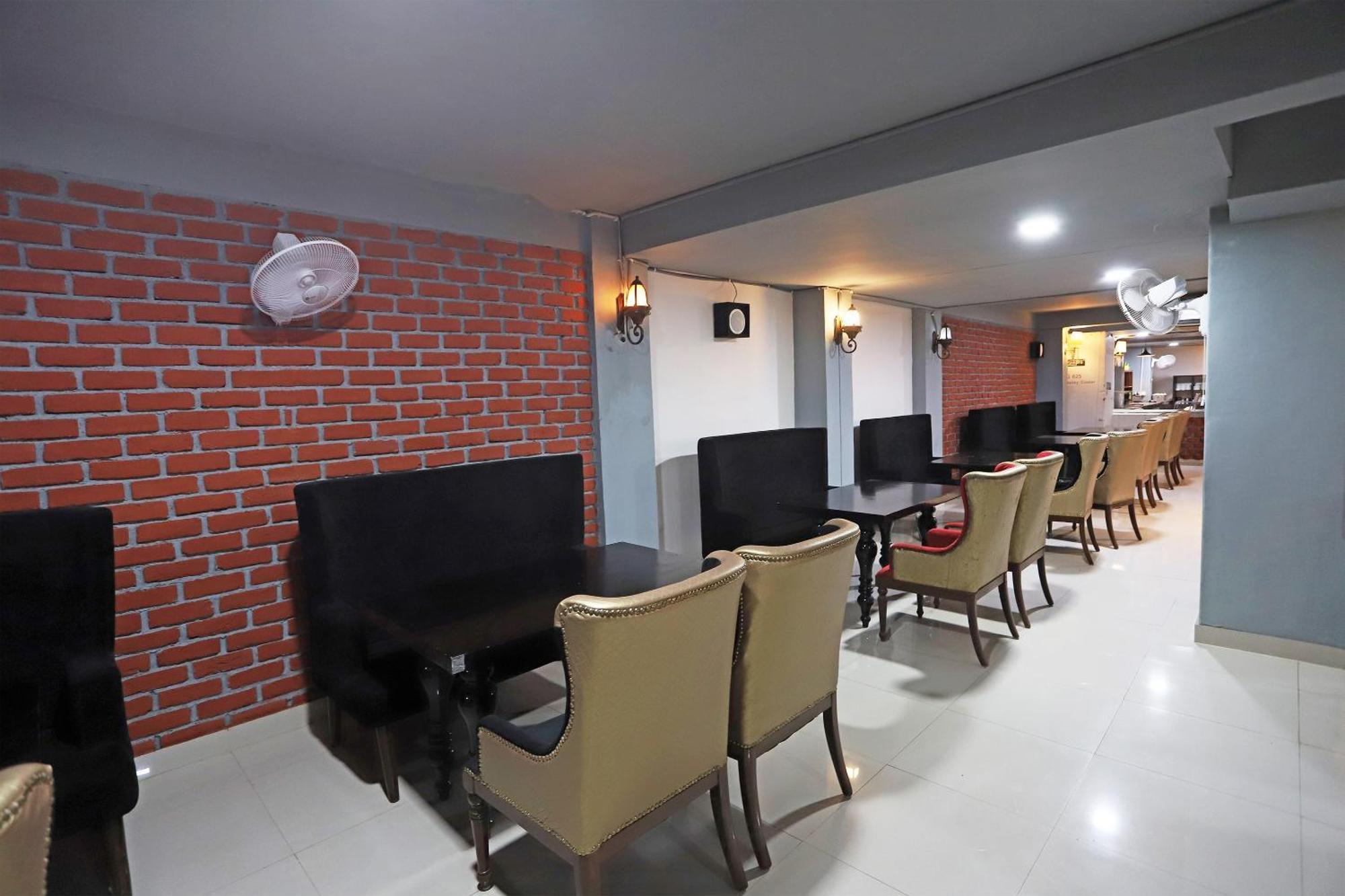 גורגאון Super Capital O Levanti Near Aravali Biodiversity Park מראה חיצוני תמונה