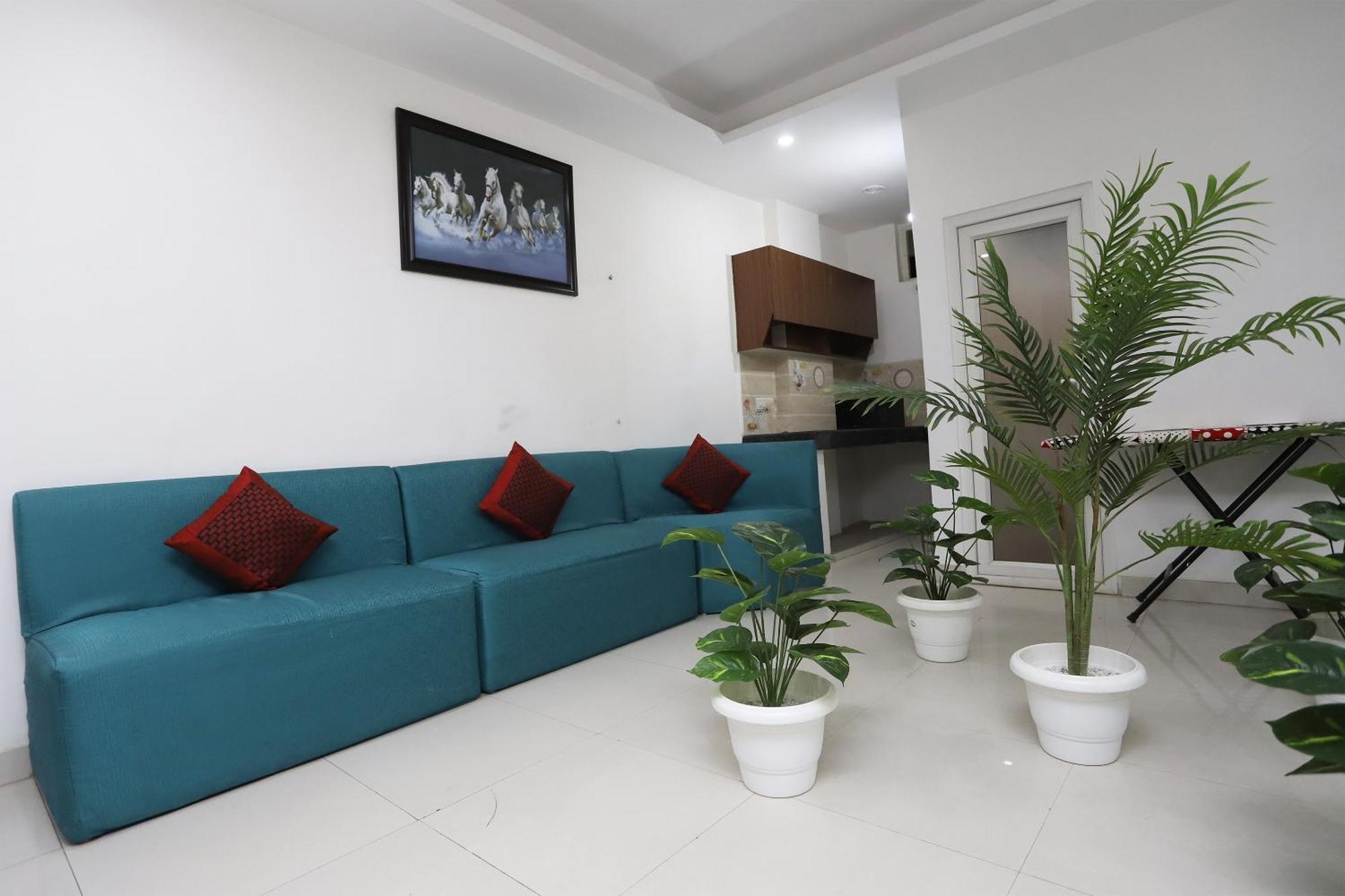 גורגאון Super Capital O Levanti Near Aravali Biodiversity Park מראה חיצוני תמונה